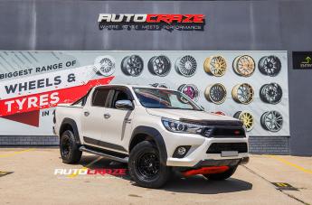 TOYOTA HILUX N80 4WD NITRO MATTE BLACK